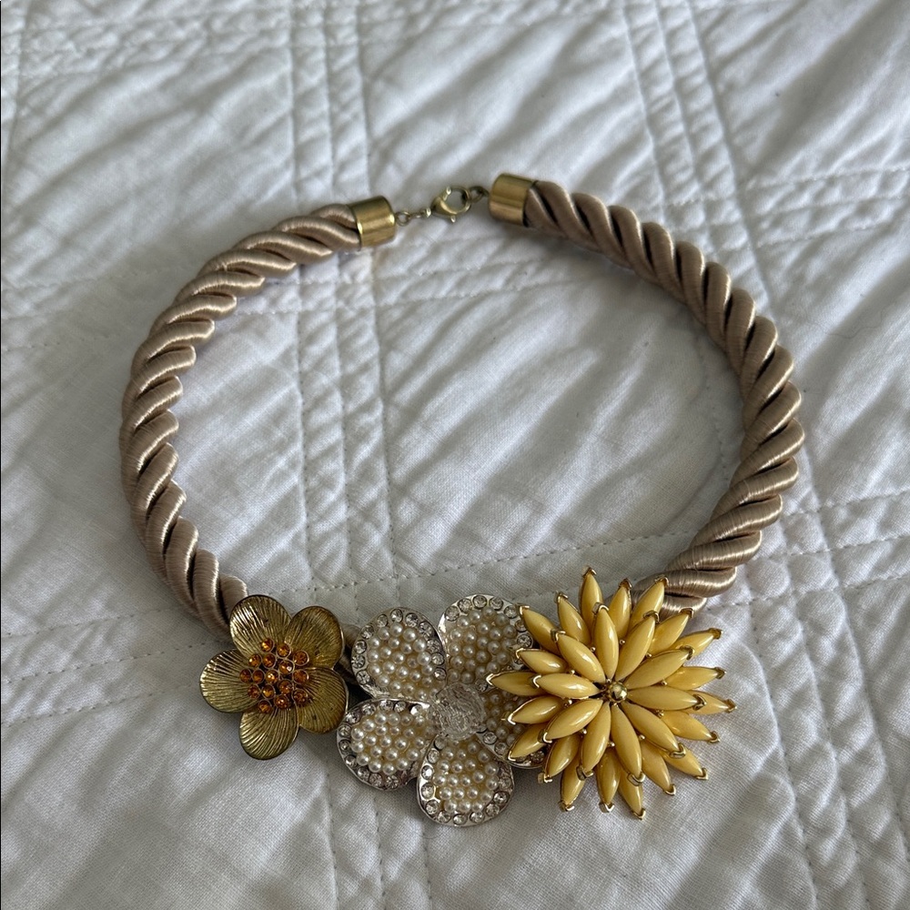 Anthropologie Marjorelle Floral Rope Necklace | Statement Vintage Style
